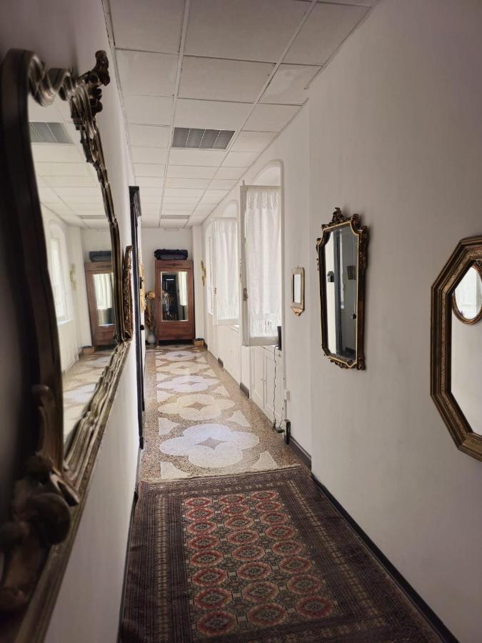 Antiche Memorie-eleganza E Confort In Centro Citta * Genua